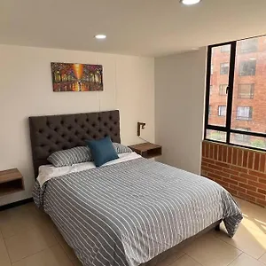 https://encantador-apartamento-cerca-al-aeropuerto.hotels-bogota.net